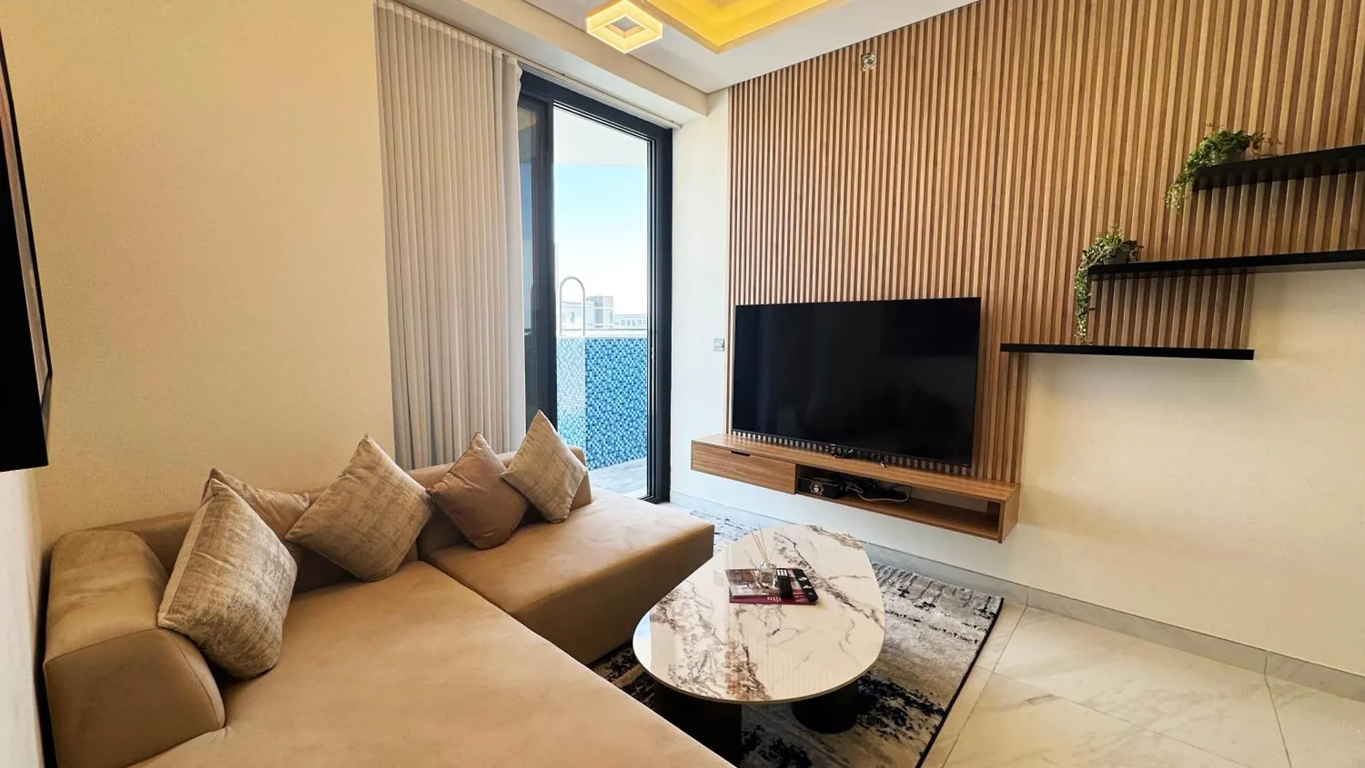Great Deal Magnificent Brand New With Private Pool Dubaj 0*,